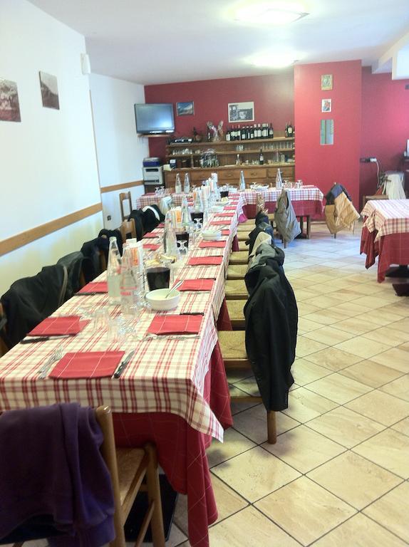 Bar Trattoria Colombina Affittacamere Bossico ภายนอก รูปภาพ